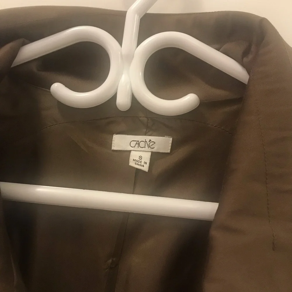 Cache Utility Jacket - Picture 2 of 3